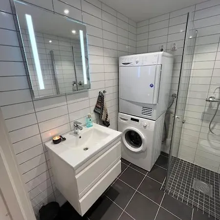 Moderne Selveierleilighet Med Terrasse I 5.etasje Apartment *